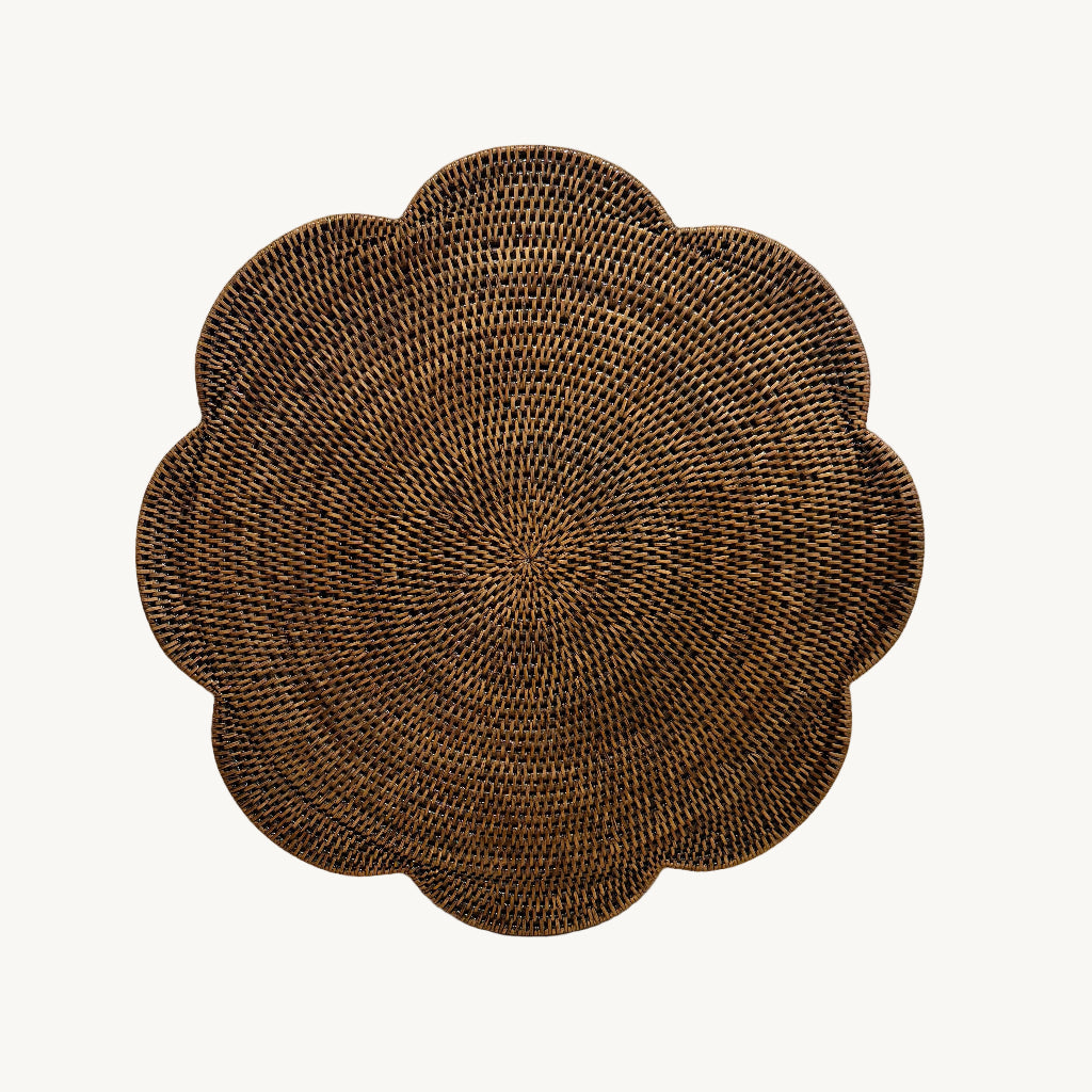 Extra Large Scallop Rattan Placemat – Dia 60 cm