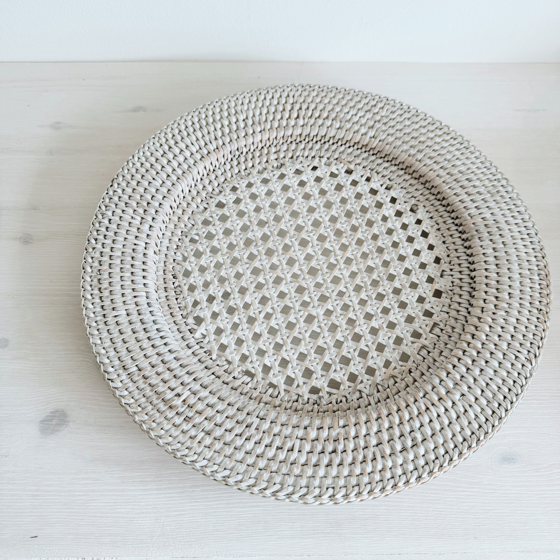 Handwoven Rattan Underplate – Dia 32 x H2.5 cm