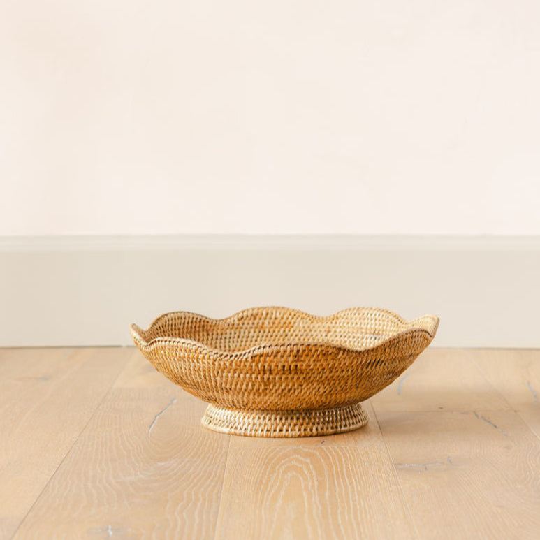 Rattan Scallop Fruit Bowl/ Fruit Tray
