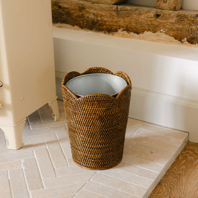 Scallop Rattan Bin with Metal Liner