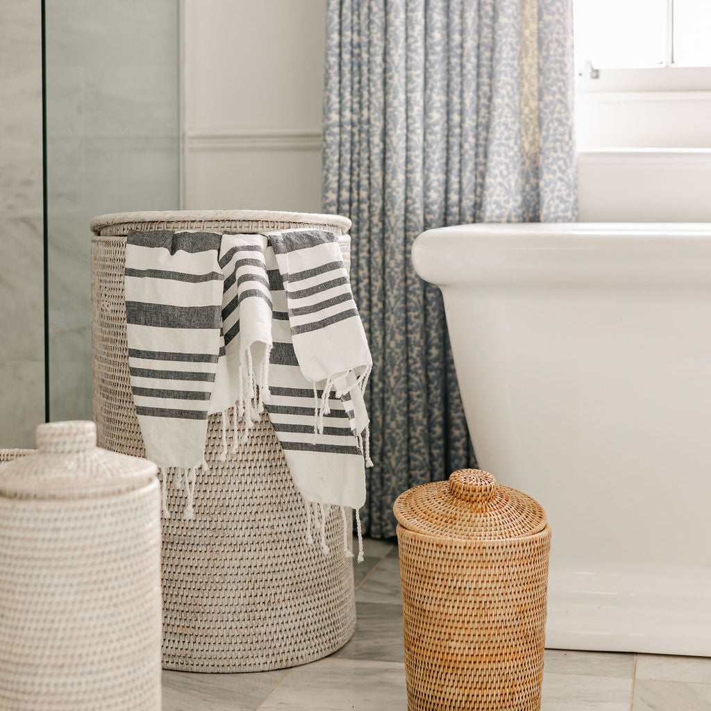 Rattan Lidded Half Moon Laundry Basket / Hamper with Fabric Liner
