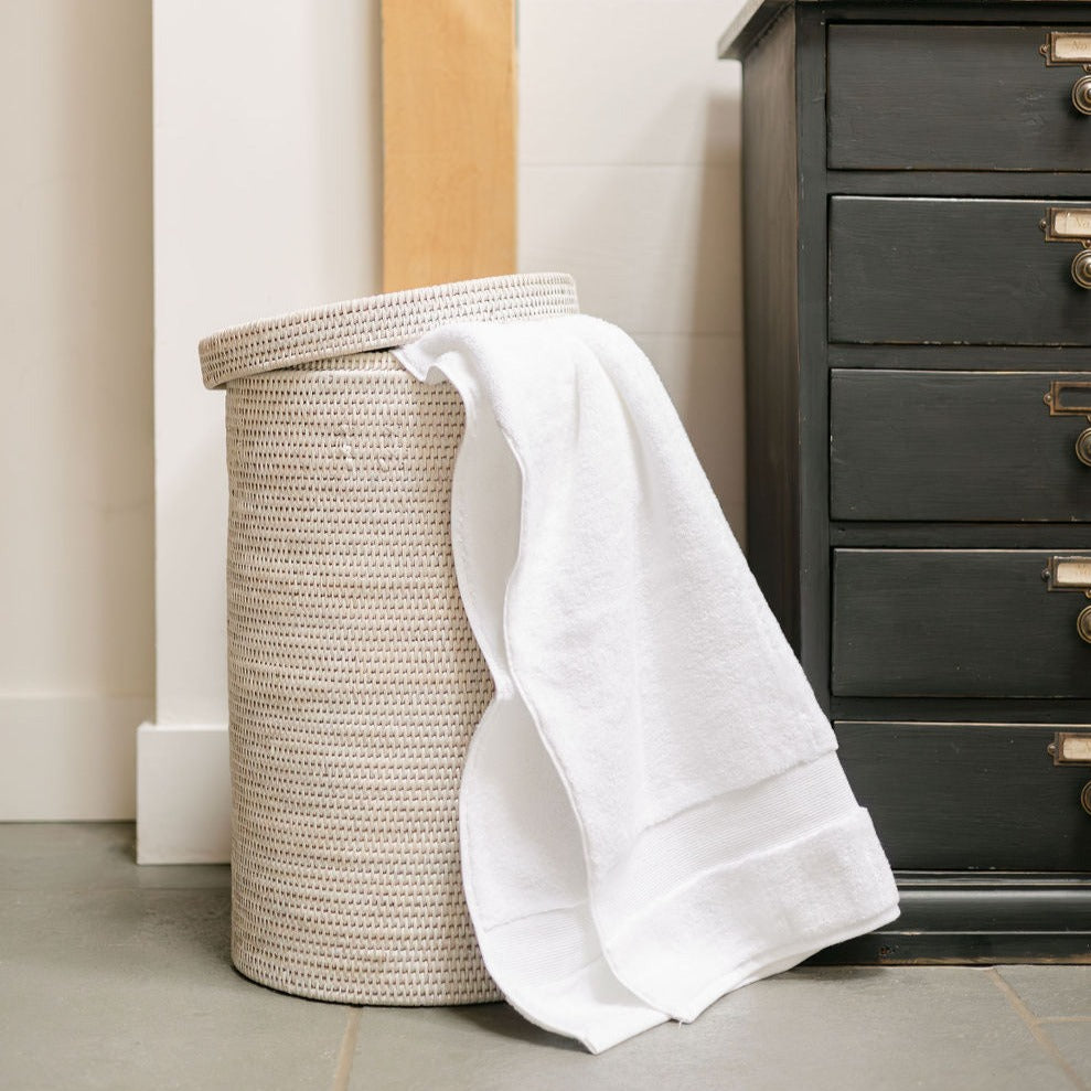 Rattan Laundry Basket With Lid - Cylinder Laundry basket / Hamper with Inset Handles