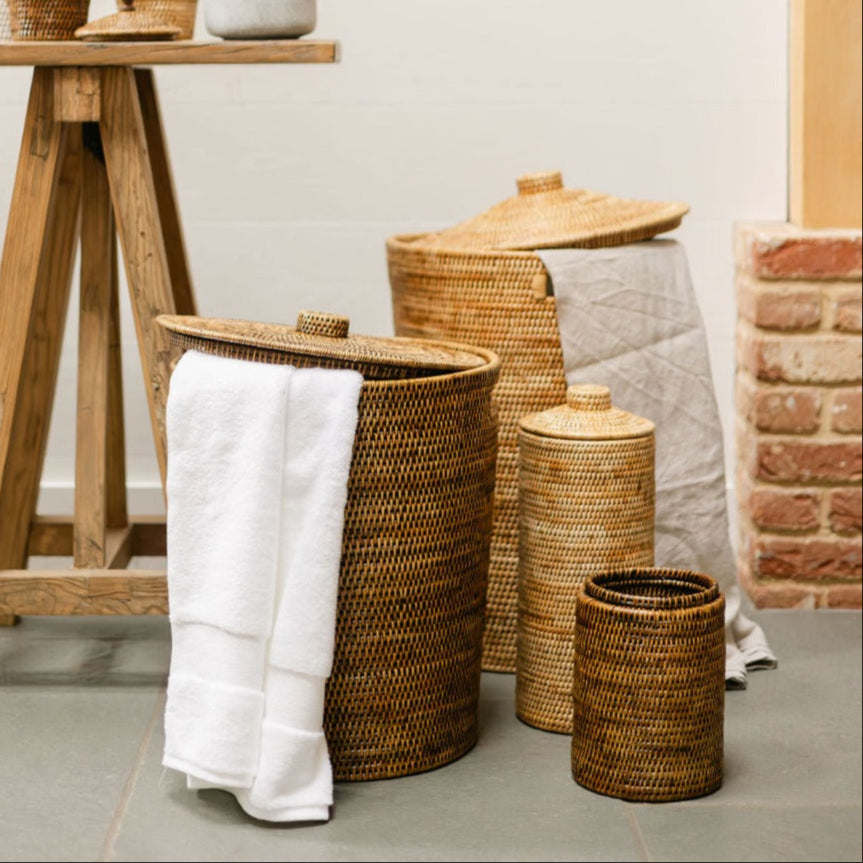 Rattan Tapered Laundry Basket / Hamper with Lid and Inset Handles