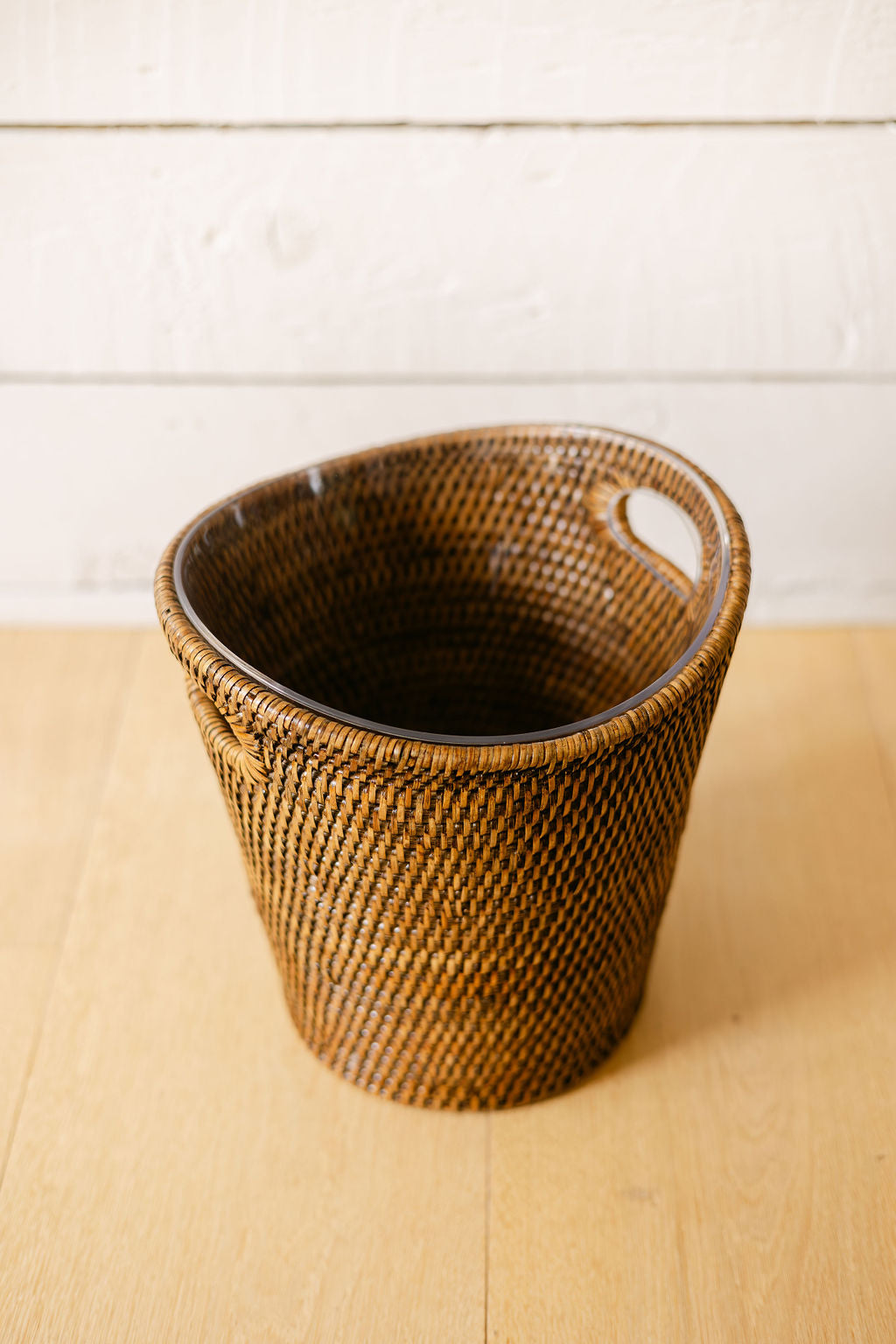 Rattan Ice Bucket withl Liner – Champagne Bucket