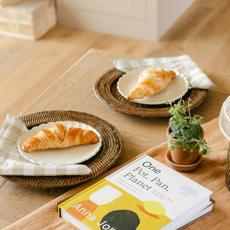 Handwoven Rattan Underplate – Dia 32 x H2.5 cm