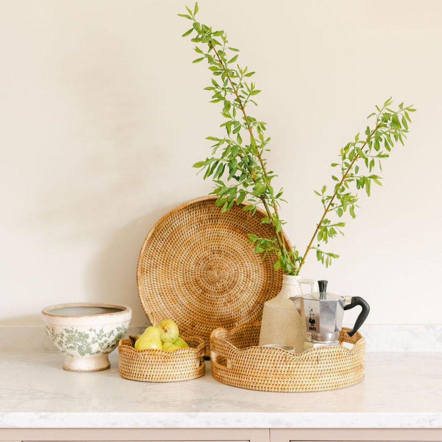 Rattan Round Scallop Tray/Rattan Scallop Serving Tray