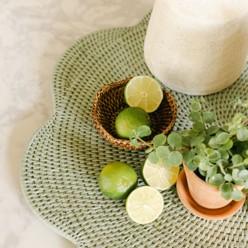 Extra Large Scallop Rattan Placemat – Dia 60 cm