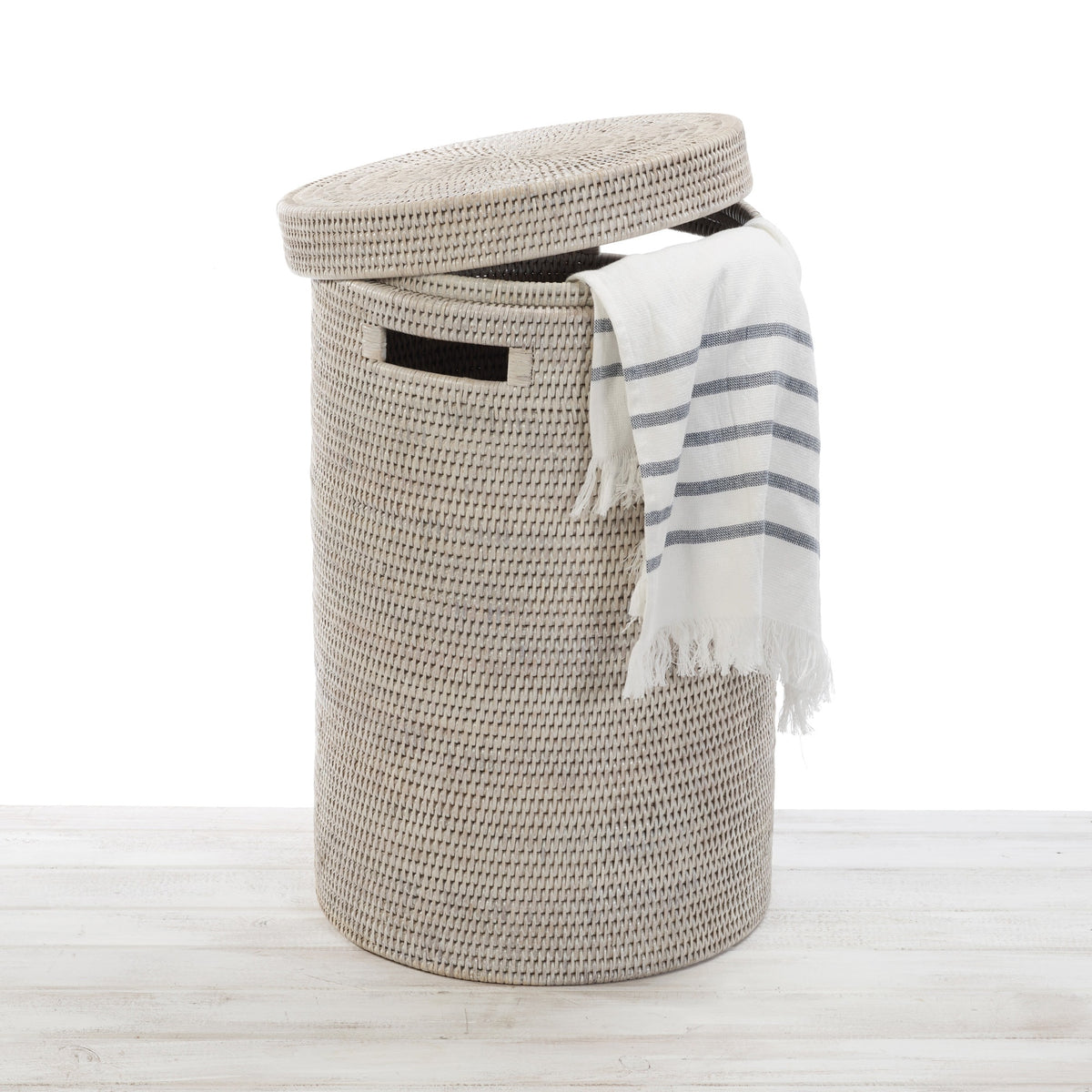 Rattan Laundry Basket With Lid - Cylinder Laundry basket / Hamper with Inset Handles