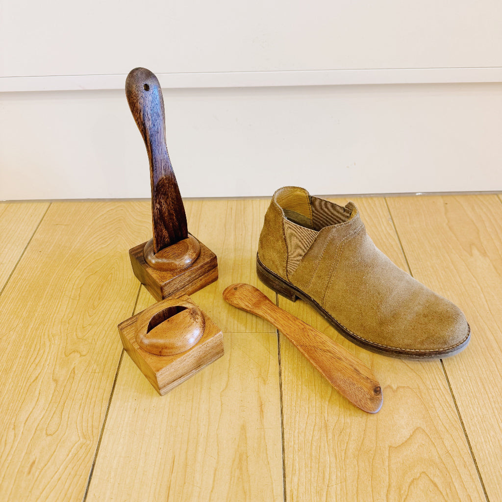 Handturned Wooden Shoe Horn with Stand- Lebbeck Wood