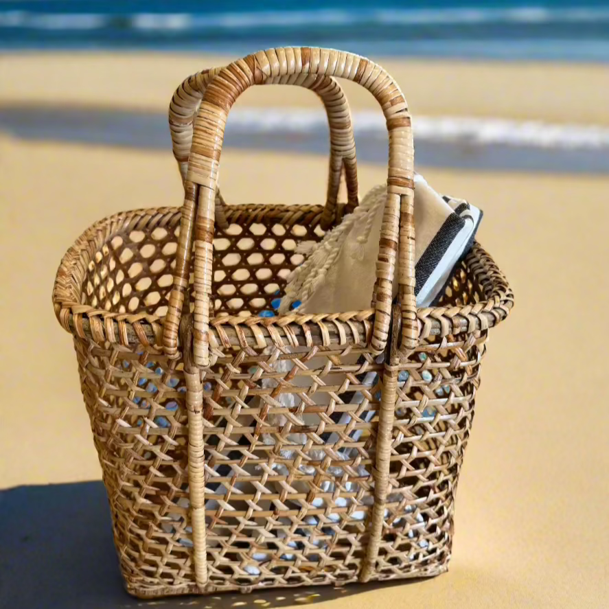 Rattan Shopping Basket/Beach Basket – Stylish, Durable & Eco-Friendly