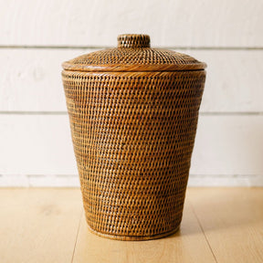 Rattan Large Lidded Waste Bin With Liner