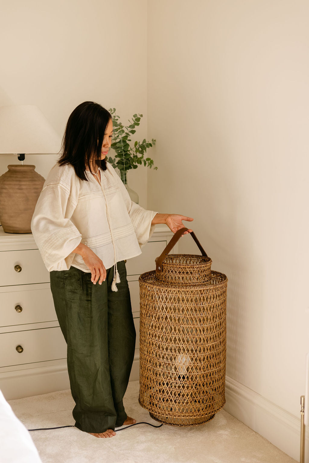 Diamond Weave Rattan Floor Lamp– Natural Brown