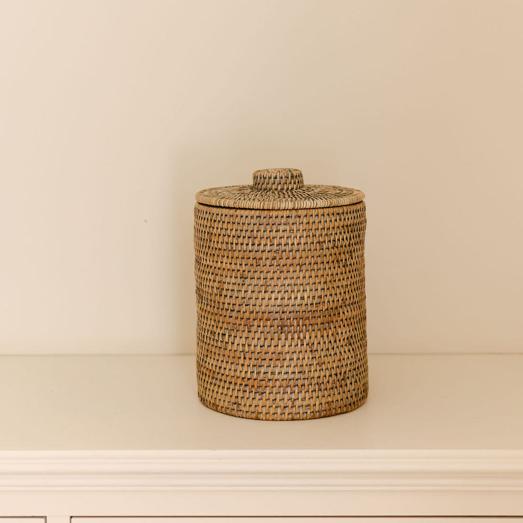 Round Rattan Waste Bin with Lid & Liner