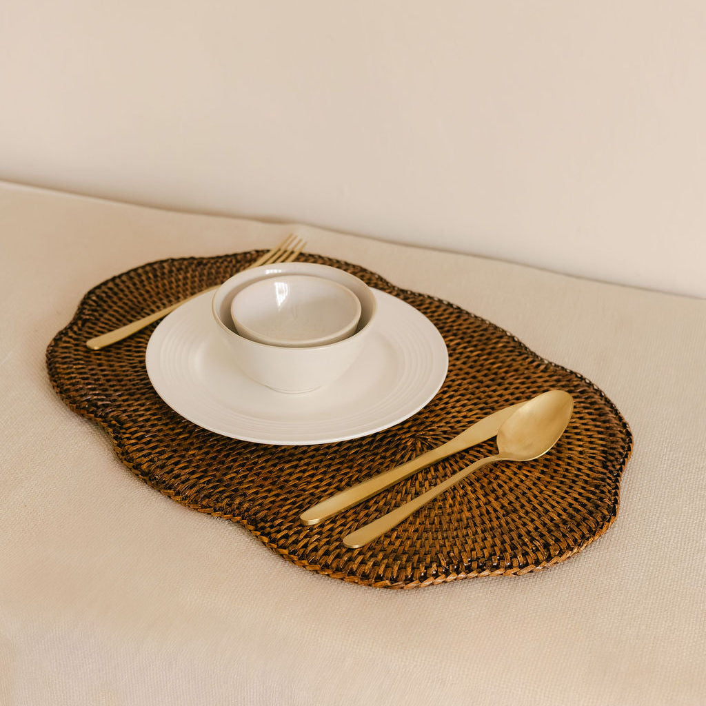 Rattan Oval Scallop Placemat / Rattan Oval Scallop Tablemat