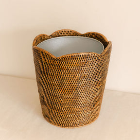 Large Scallop Rattan Bin with Metal Liner / Planter