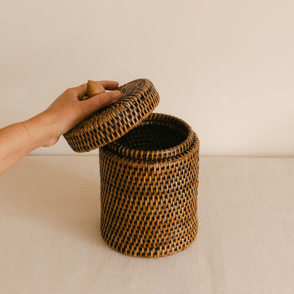 Small Rattan Cylinder Pot with Lid | Cotton Wool Holder or Bathroom Storage