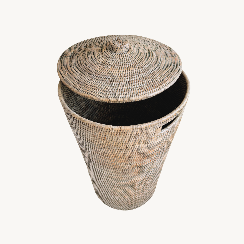 Rattan Tapered Laundry Basket / Hamper with Lid and Inset Handles