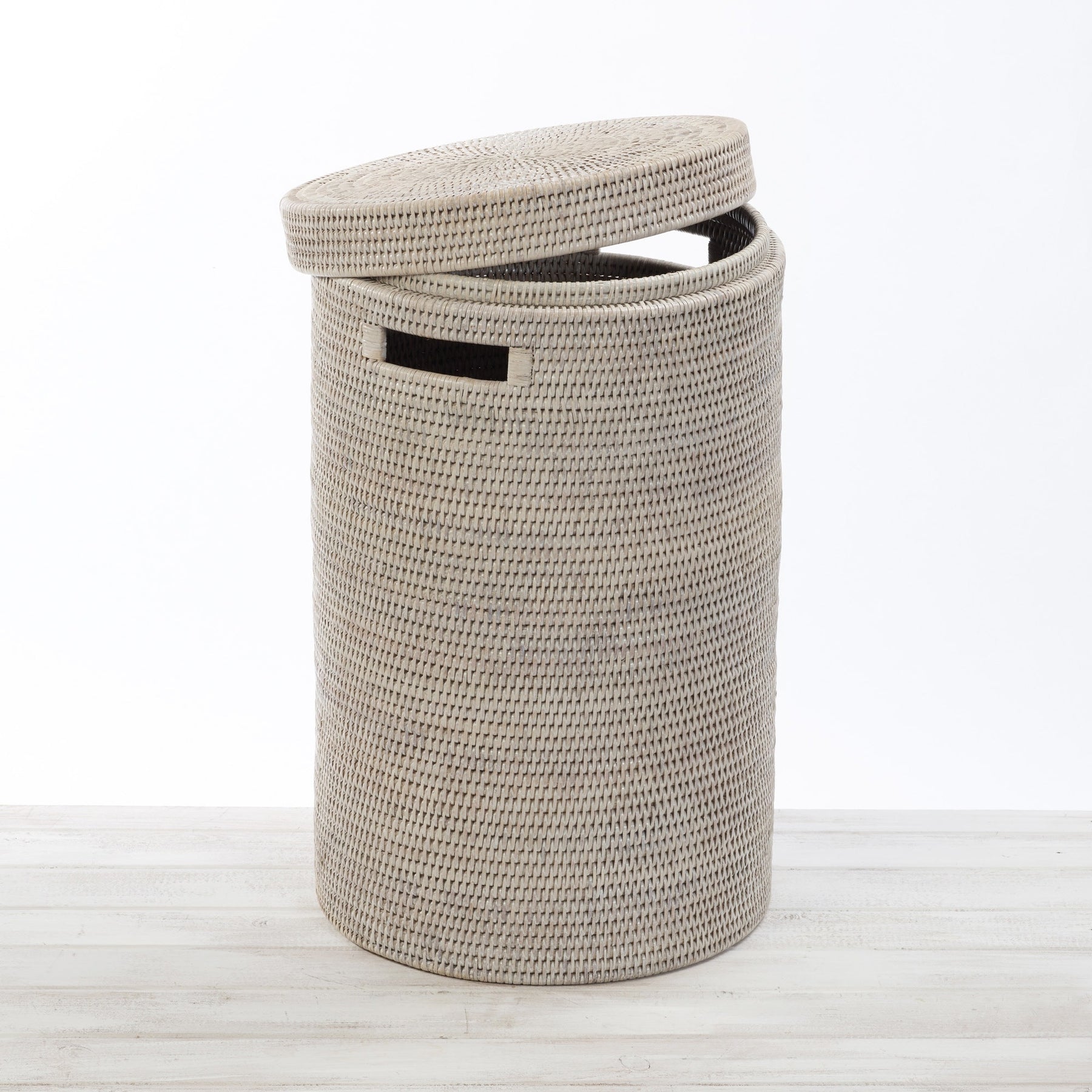 Rattan Lidded Cylinder Laundry basket / Hamper with Insert Handles