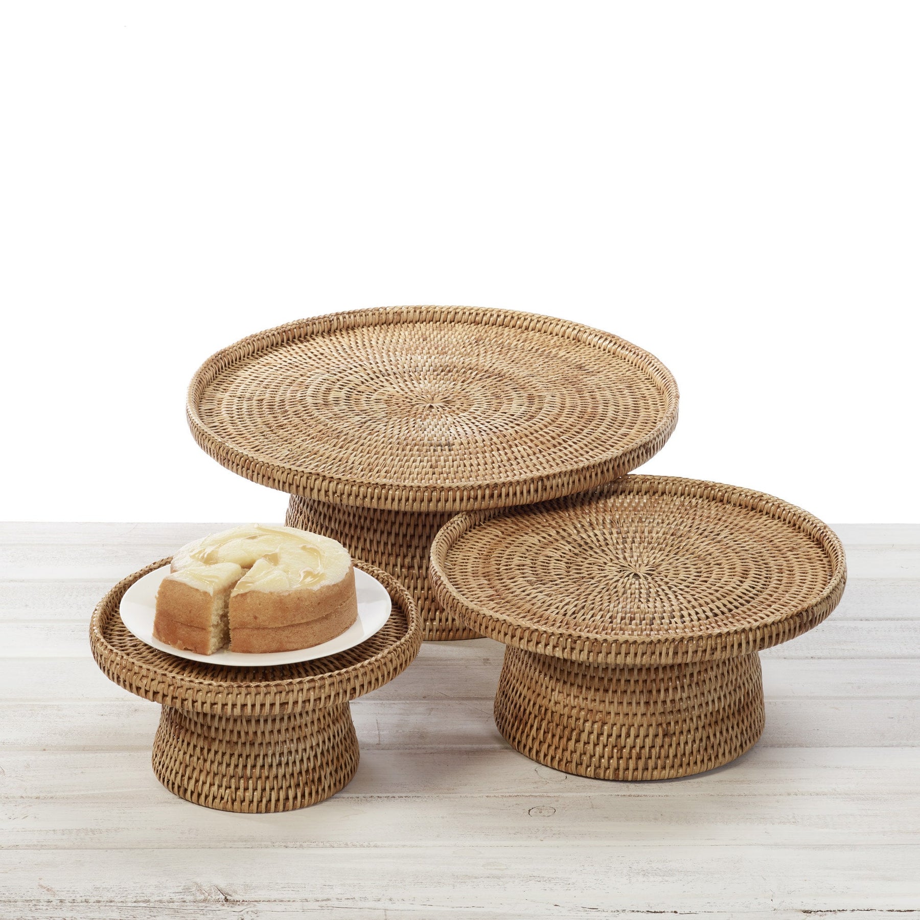 Rattan Round Cake Stand